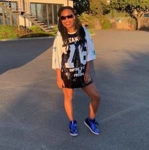 Meet your Posher, Christina